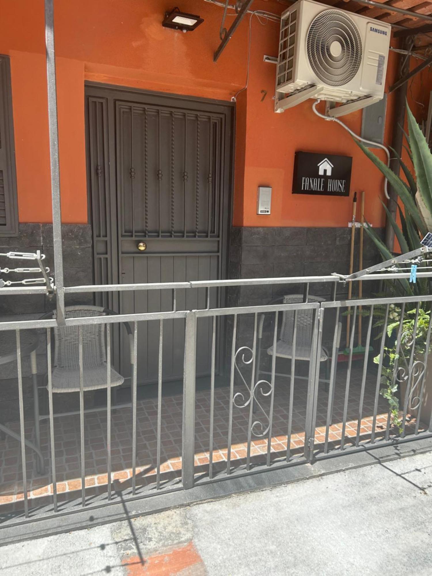 Fanale House Apartment Catania Ngoại thất bức ảnh